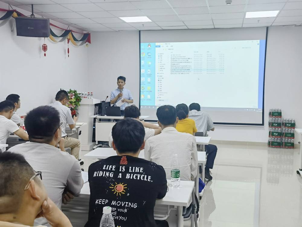 半岛.体育-半岛online(中国)药业技术交流会 (3) - 副本.jpg